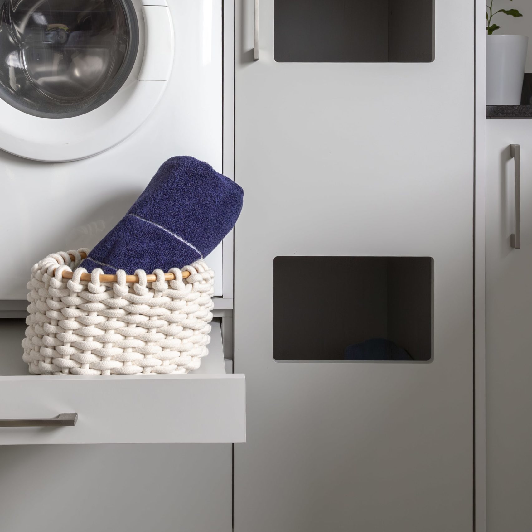 Buanderie aménagement sur mesure par MedidabyBefa